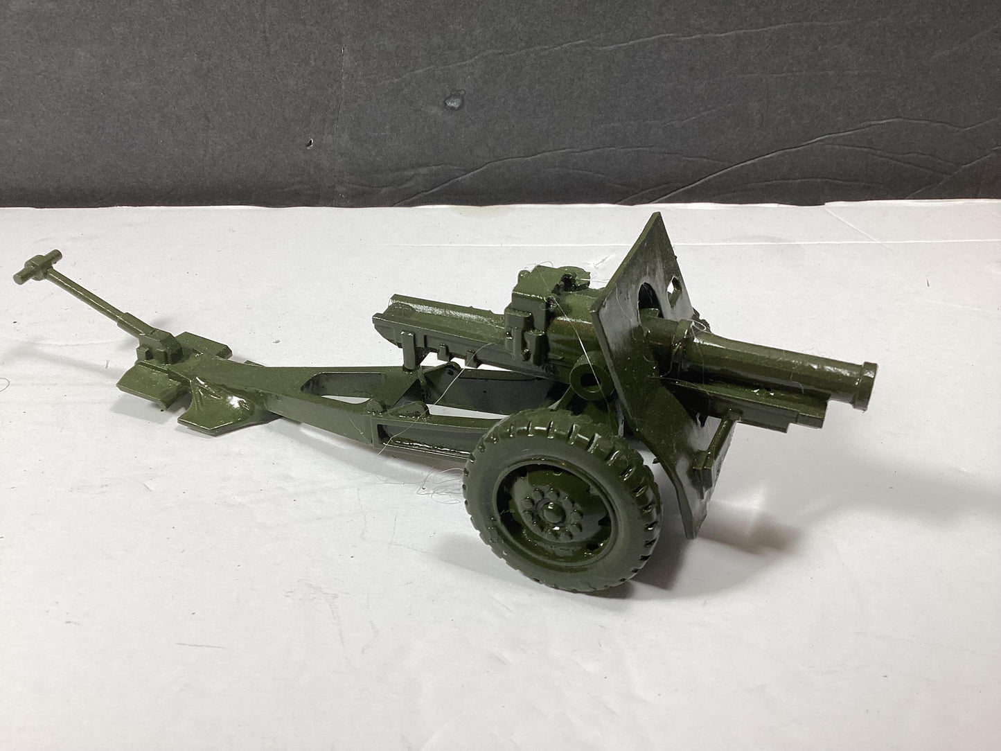 M114 155 mm Howitzer Miniture